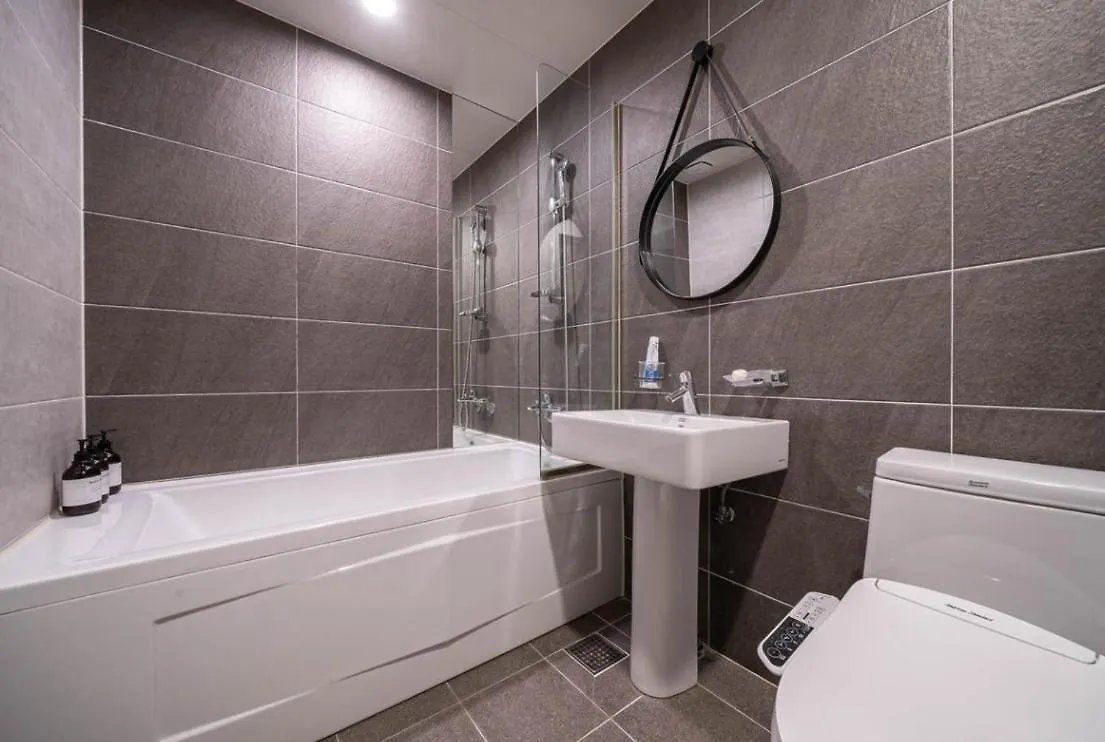 Hotel French Code Myeongji Busan Motel